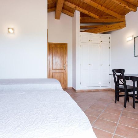 Bed and Breakfast The Sun Hill à Lagos Chambre photo