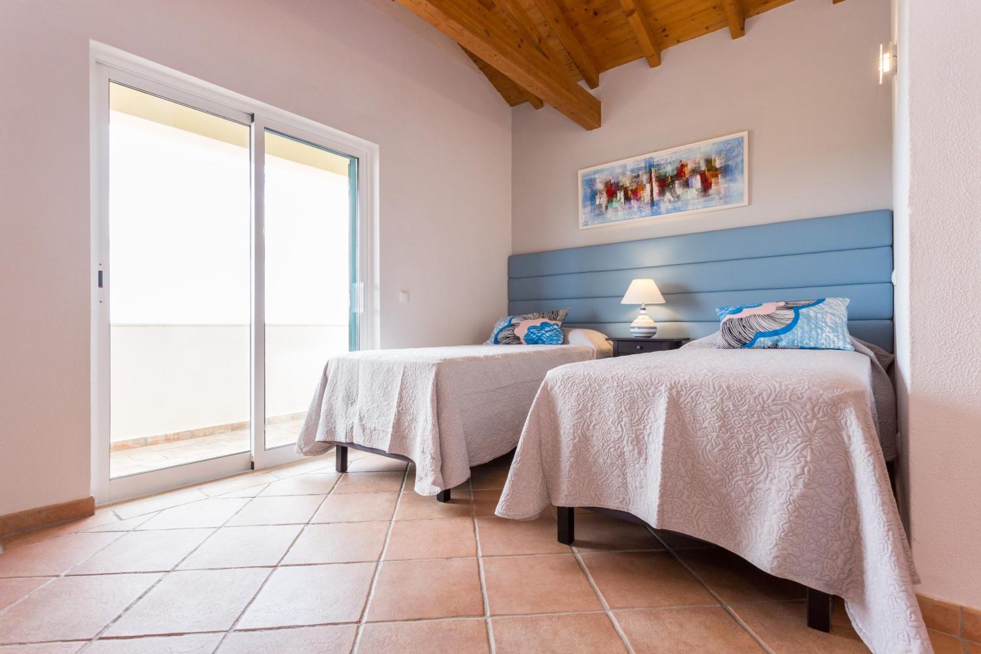 Bed and Breakfast The Sun Hill à Lagos Chambre photo